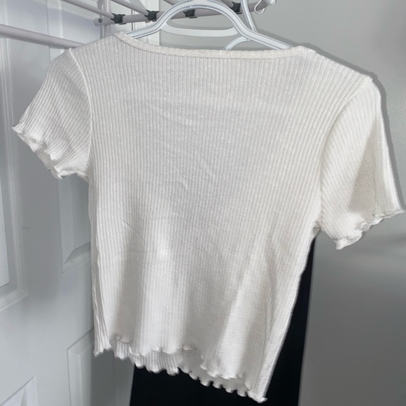 BNWOT - 2 for 1. Black & white, Plain t shirts , adorable half button up style - Picture 8 of 8